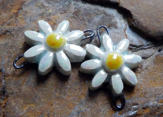 Porcelain Lustrous Daisy Earring Connectors