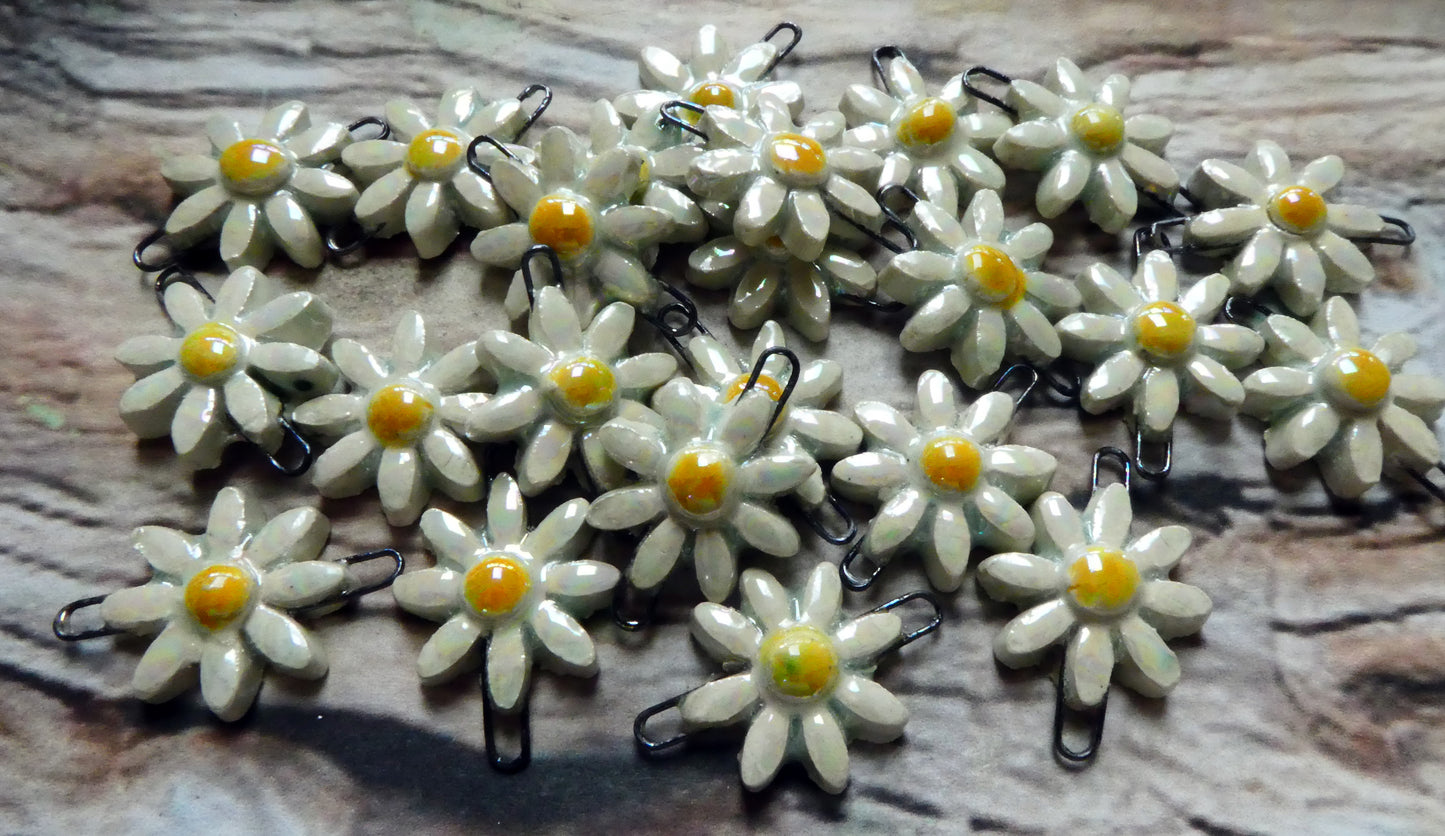 Porcelain Lustrous Daisy Earring Connectors