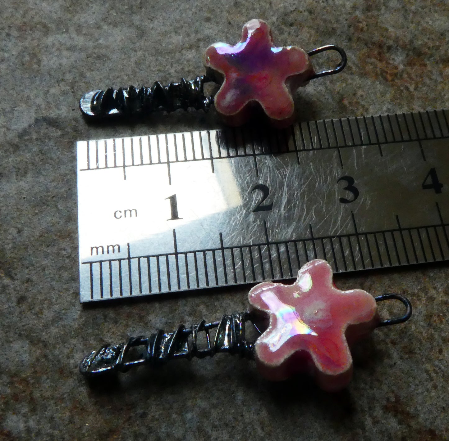 Ceramic Lustrous Wire Wrapped Flower Charms - Berry Tart