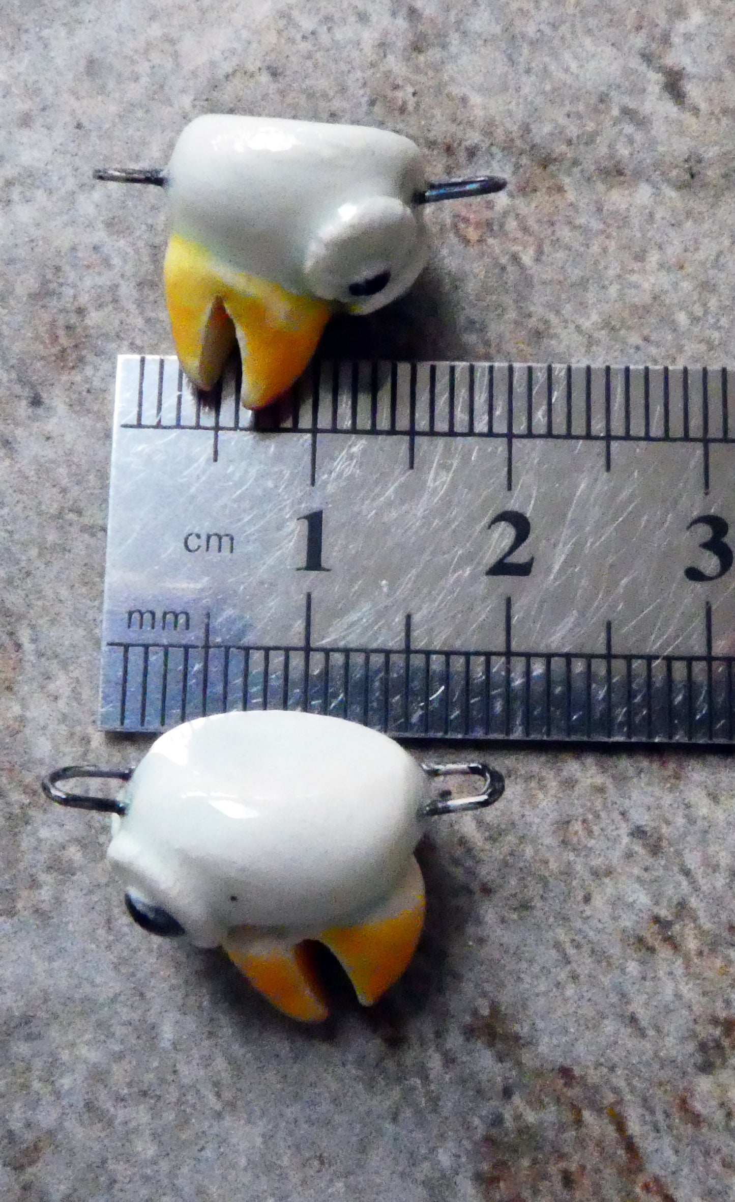Ceramic Seagull Face Connectors