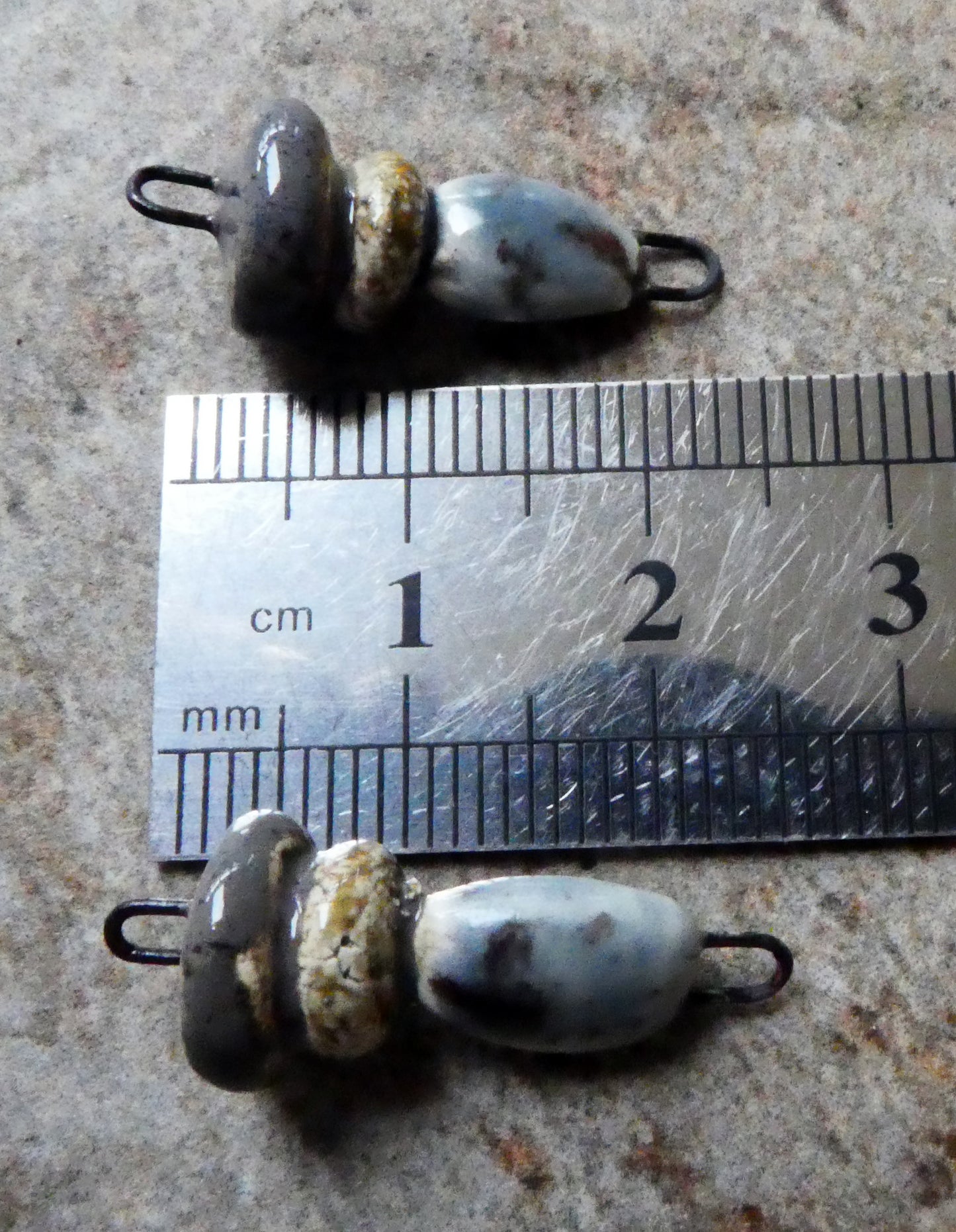 Ceramic Pebble Stack Connectors