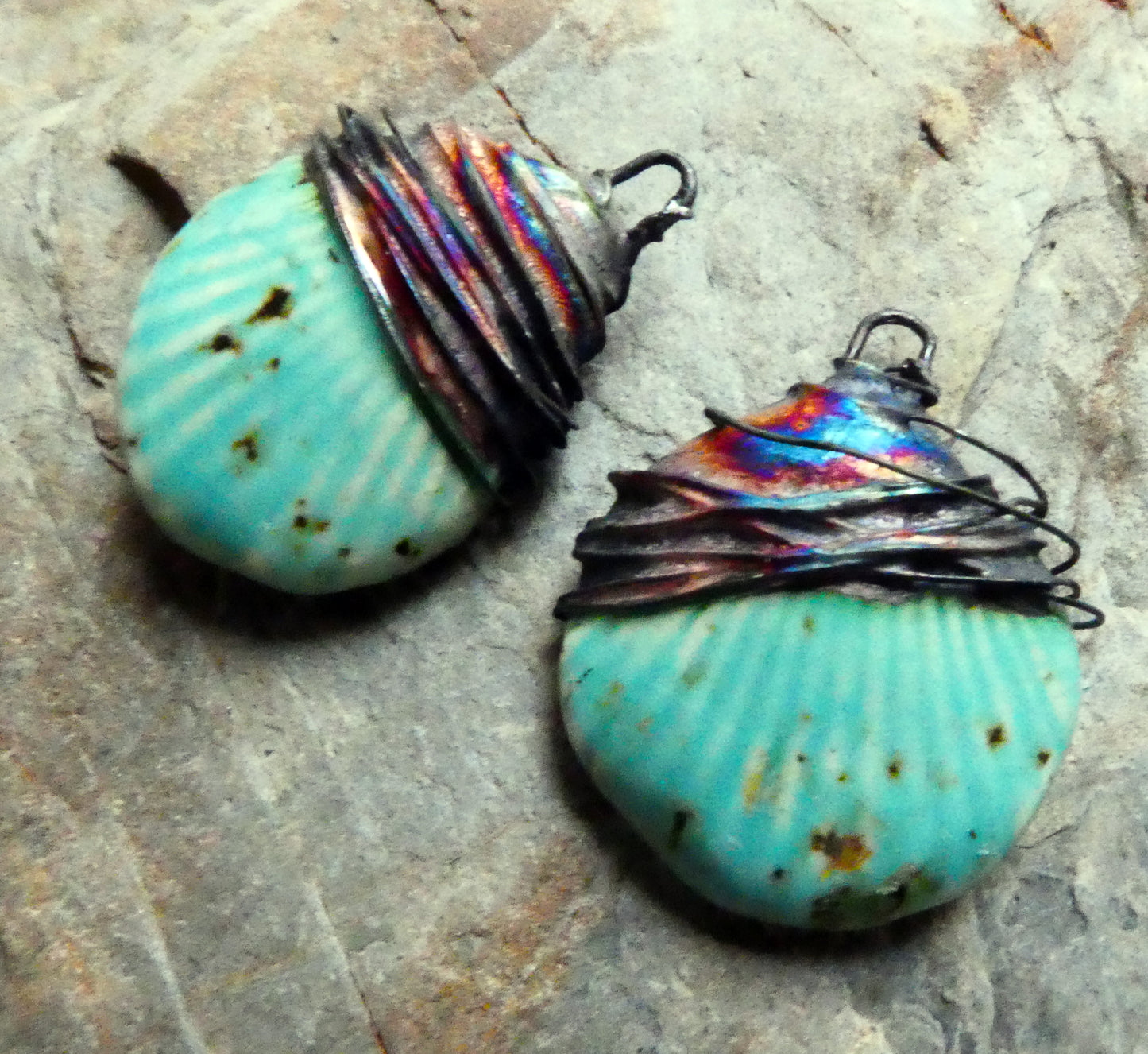 Ceramic Wire Wrapped Shell Charms - Blue Guppy