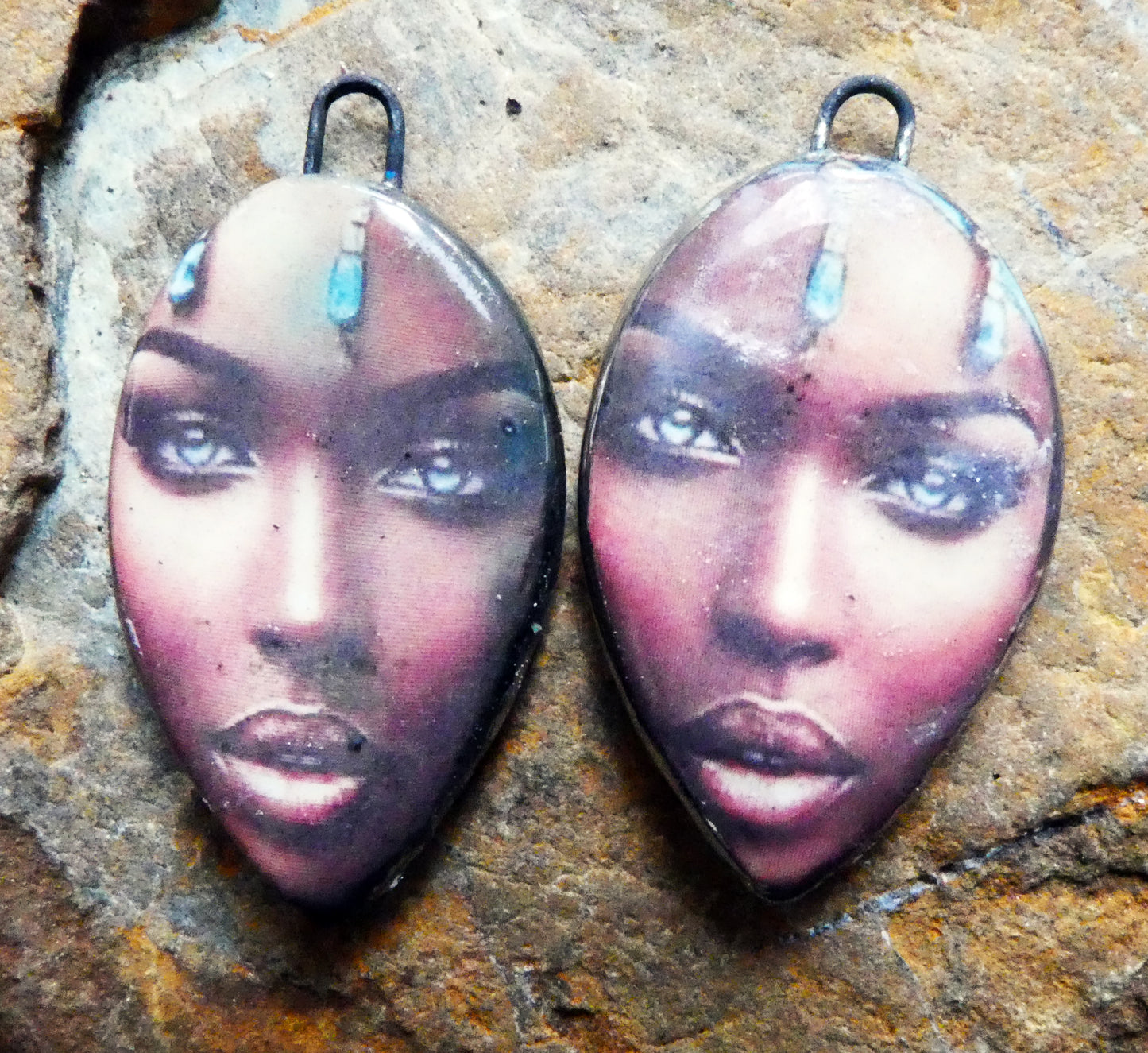 Ceramic Decal Face Charms -#4