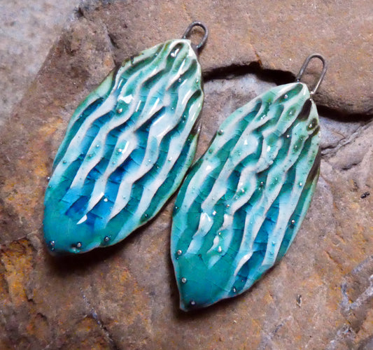 Ceramic Silvery Wave Textured Charms - Topaz