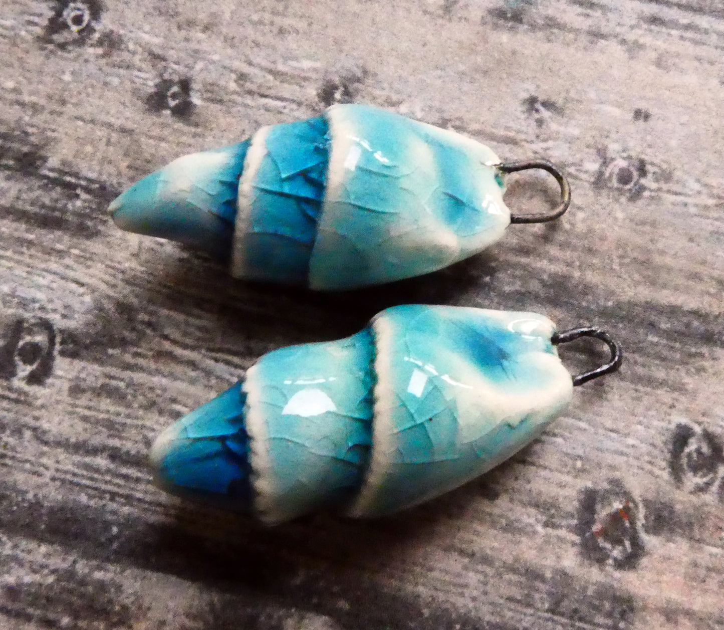 Ceramic Conical Shell Charms - Turquoise Crackle