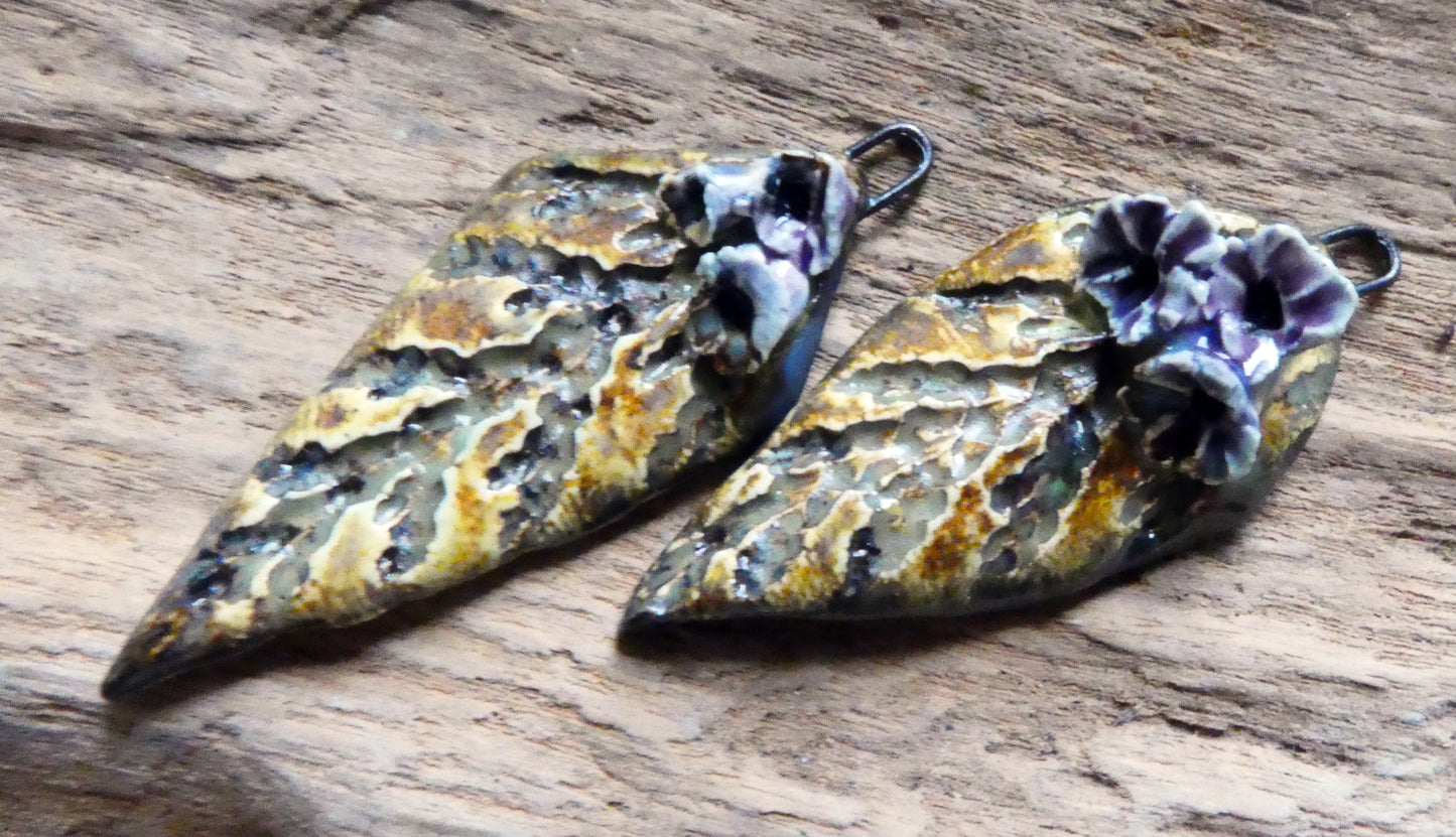 Ceramic Evergreen Leaf and Flowers Charms - Amethyst