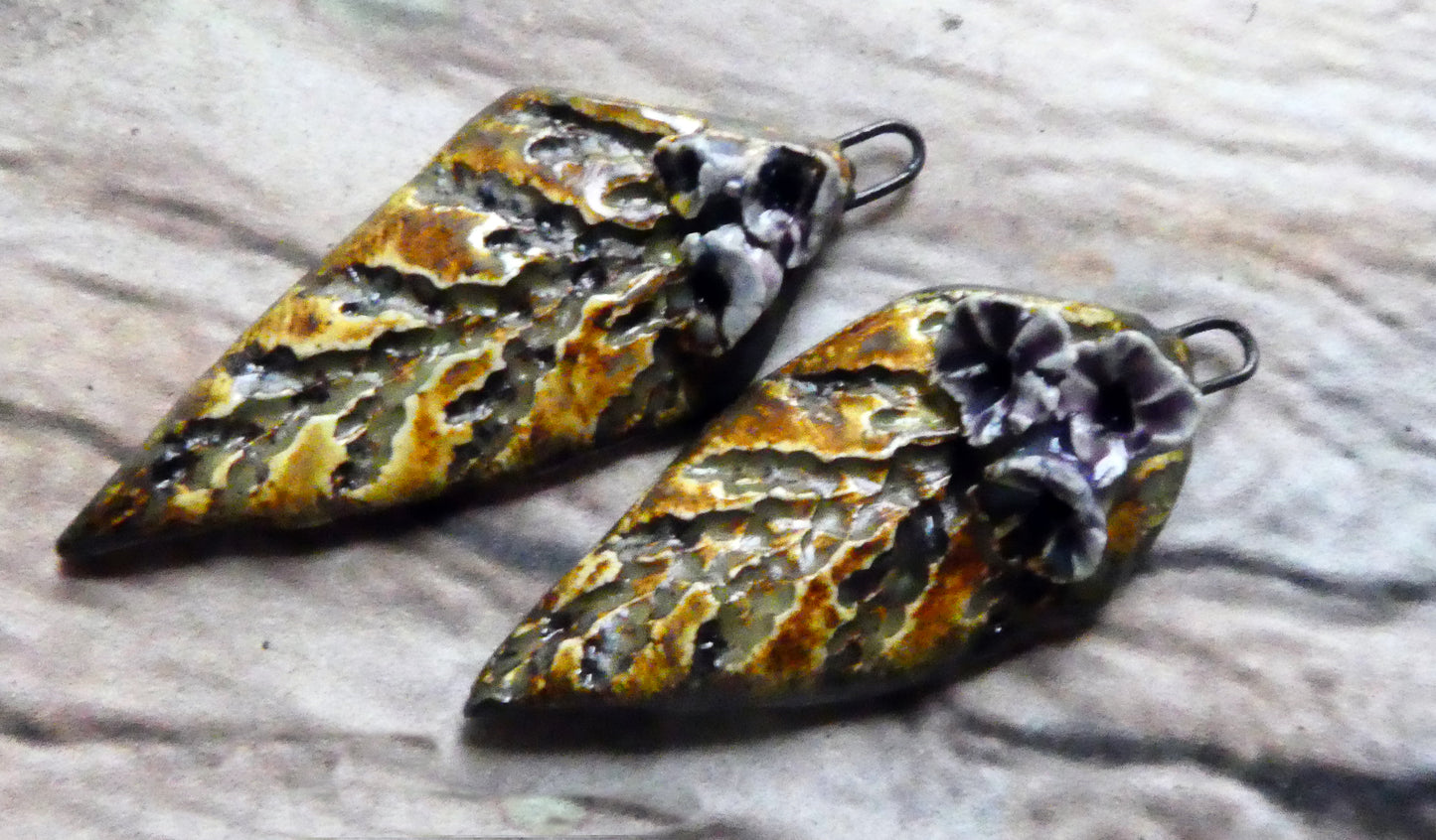 Ceramic Evergreen Leaf and Flowers Charms - Amethyst