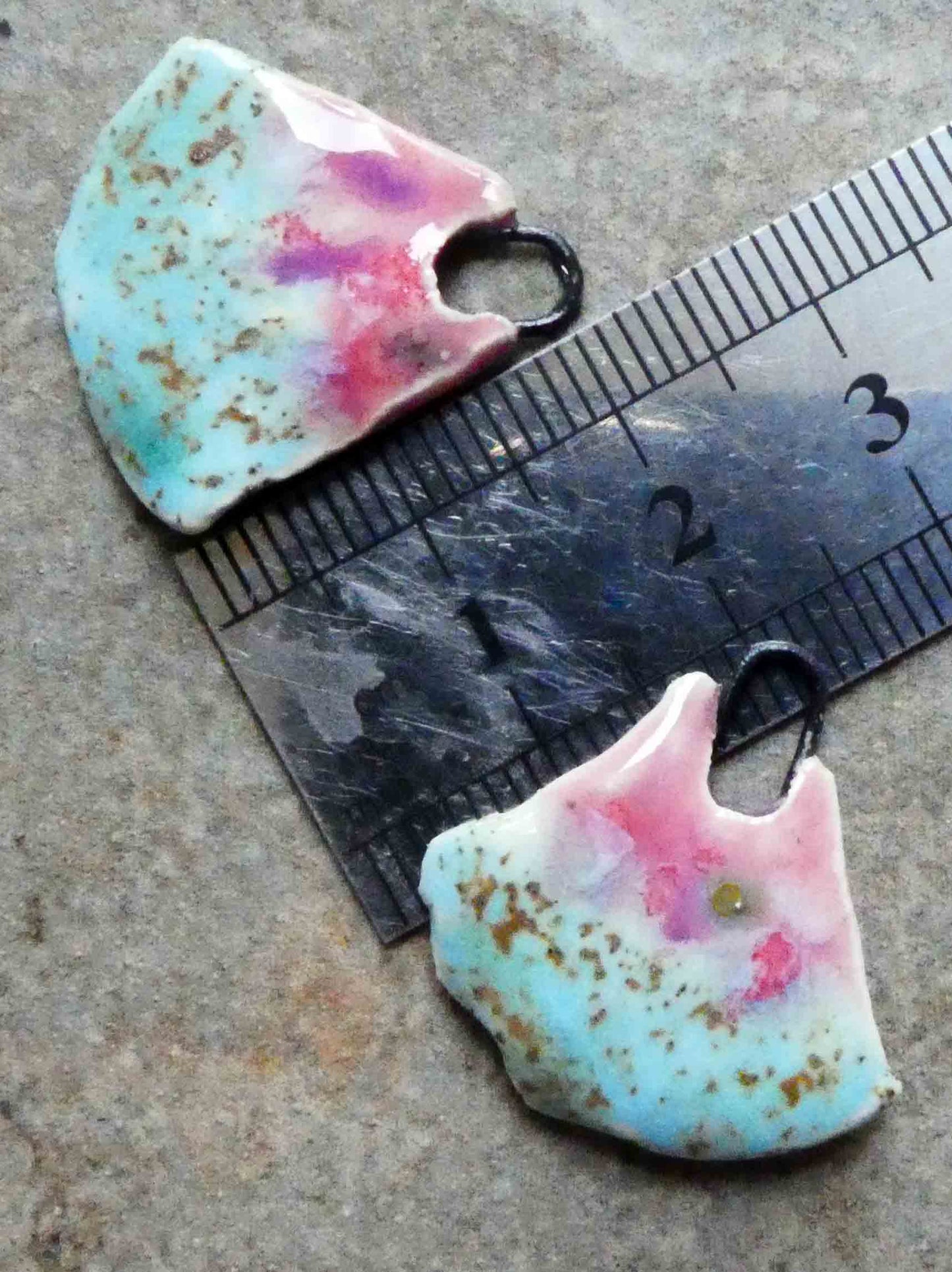 Ceramic Mixed Glaze Blade Charms - #8
