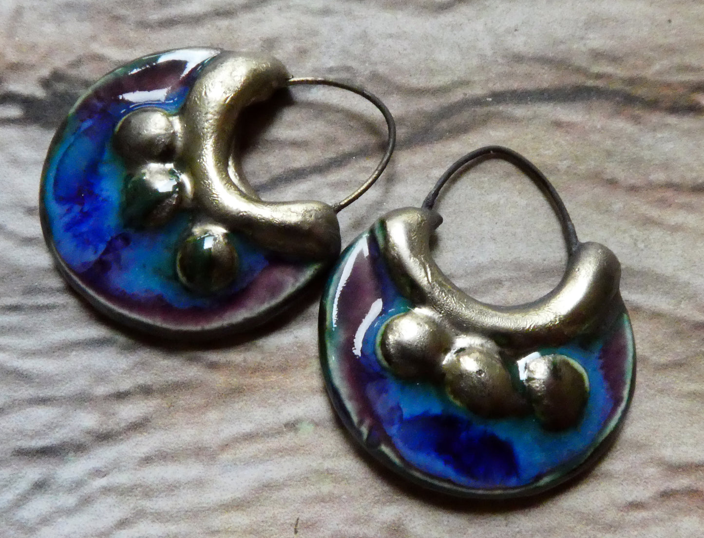 Ceramic Circular Granule Charms - Royal Fantasy