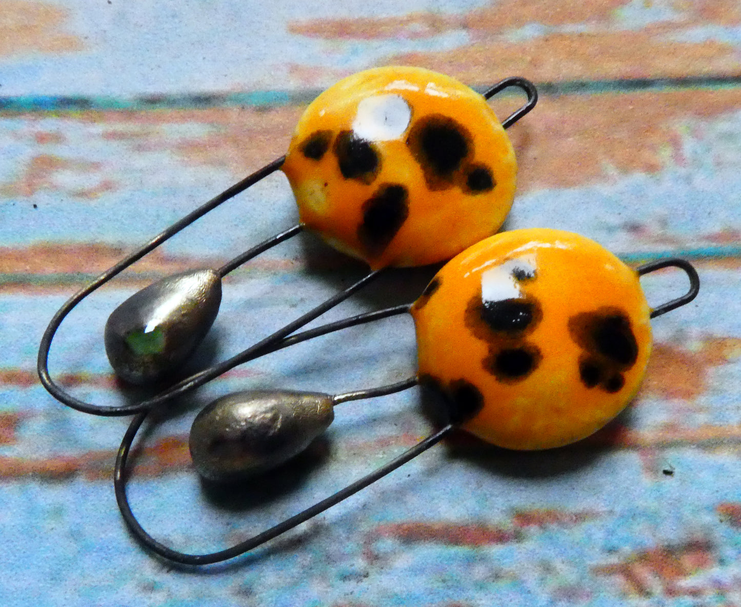 Ceramic Disc and Droplet Hoopy Connectors - Papaya