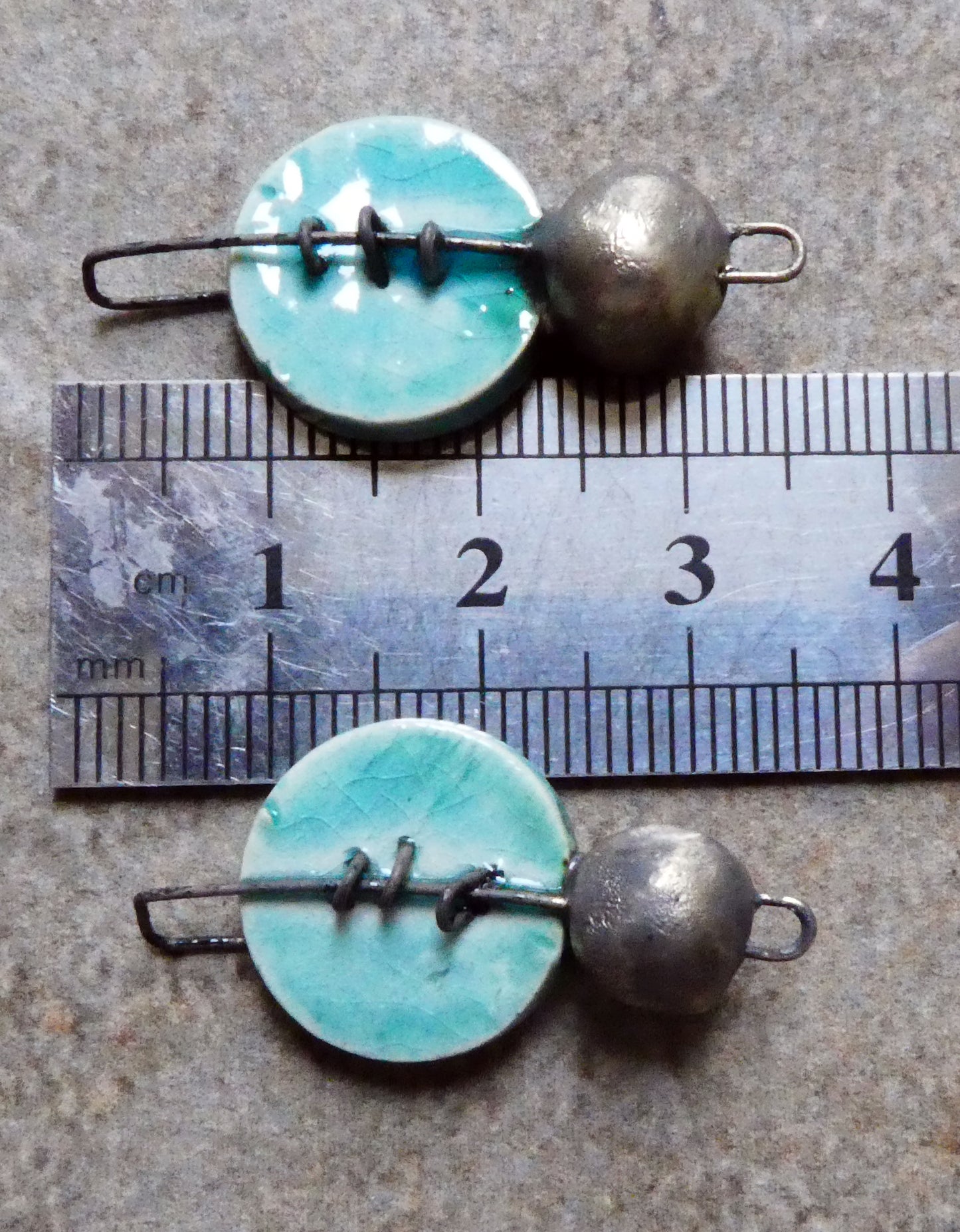 Ceramic Stapled Disc Connectors - Topaz