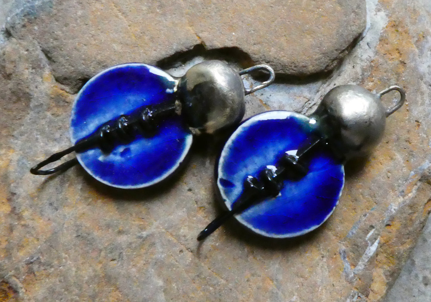 Ceramic Stapled Disc Connectors - Mirror Blue