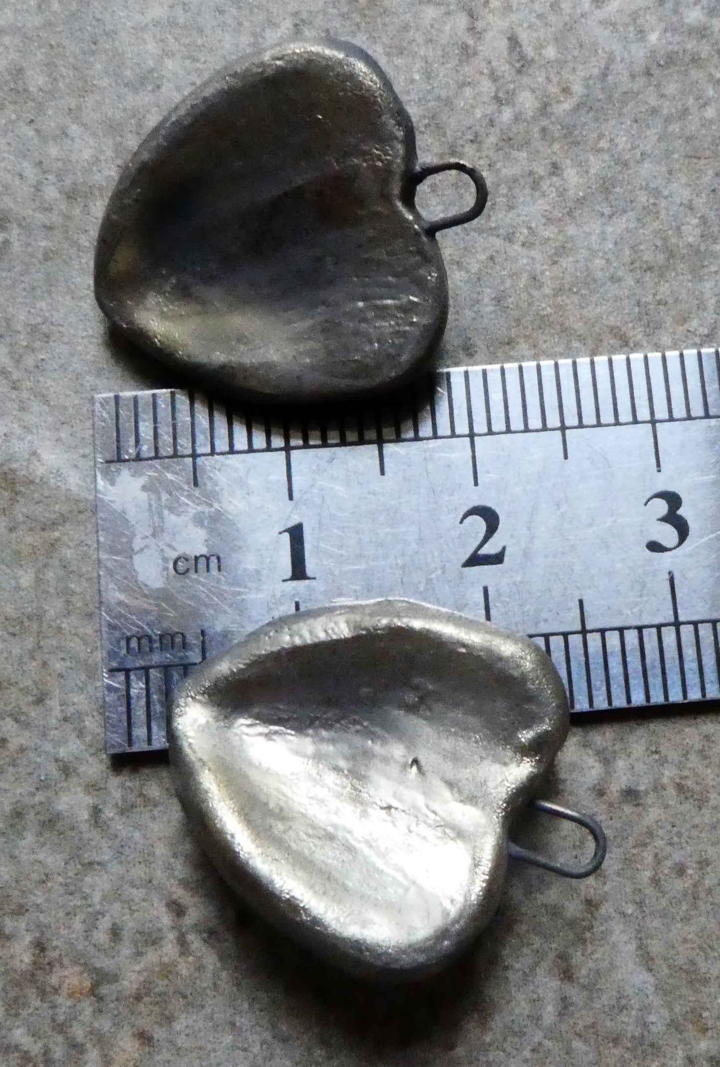 Ceramic Textured Heart Charms - Vermillion Sunburst