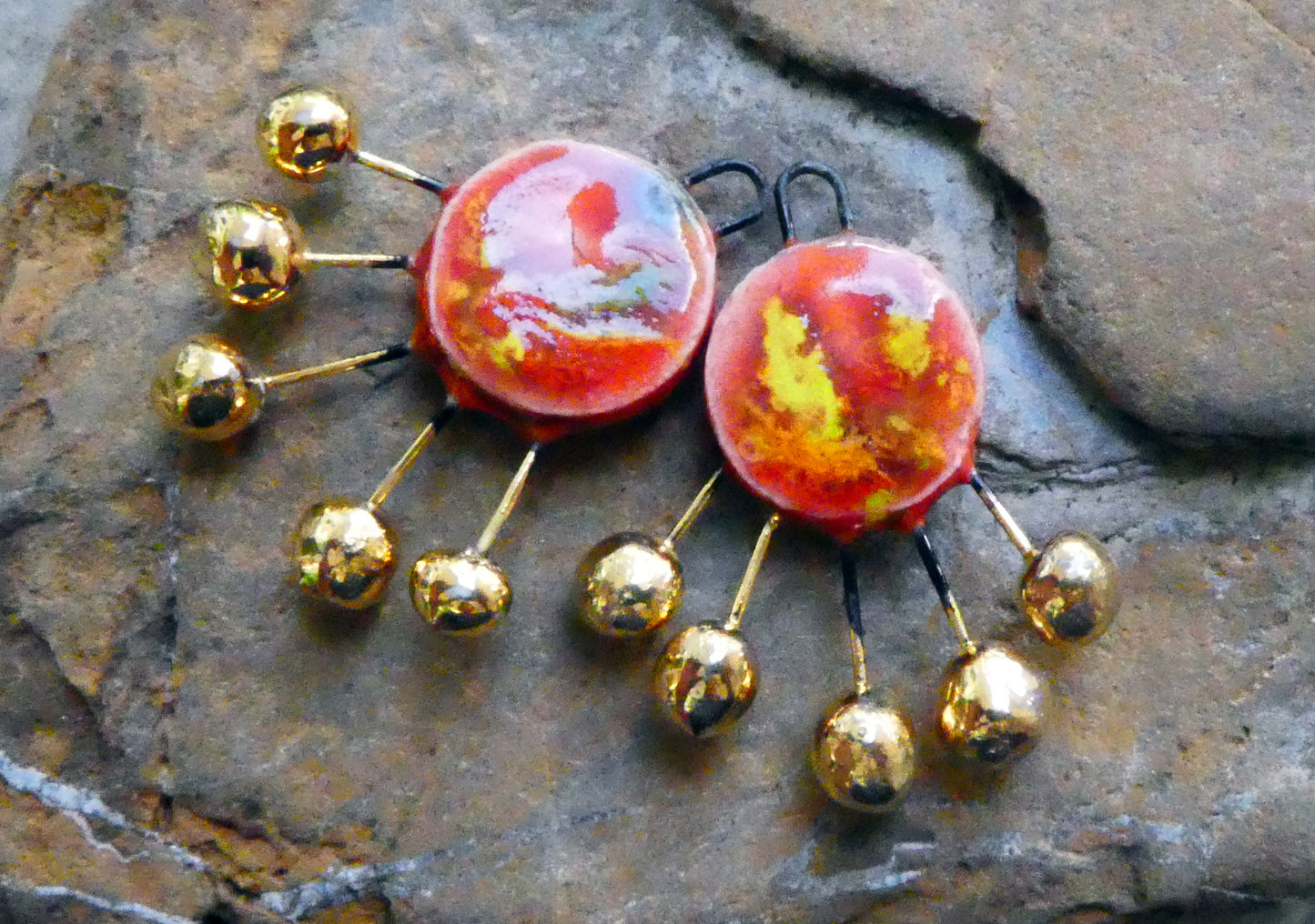 Ceramic Sun Rays Charms - Firecracker