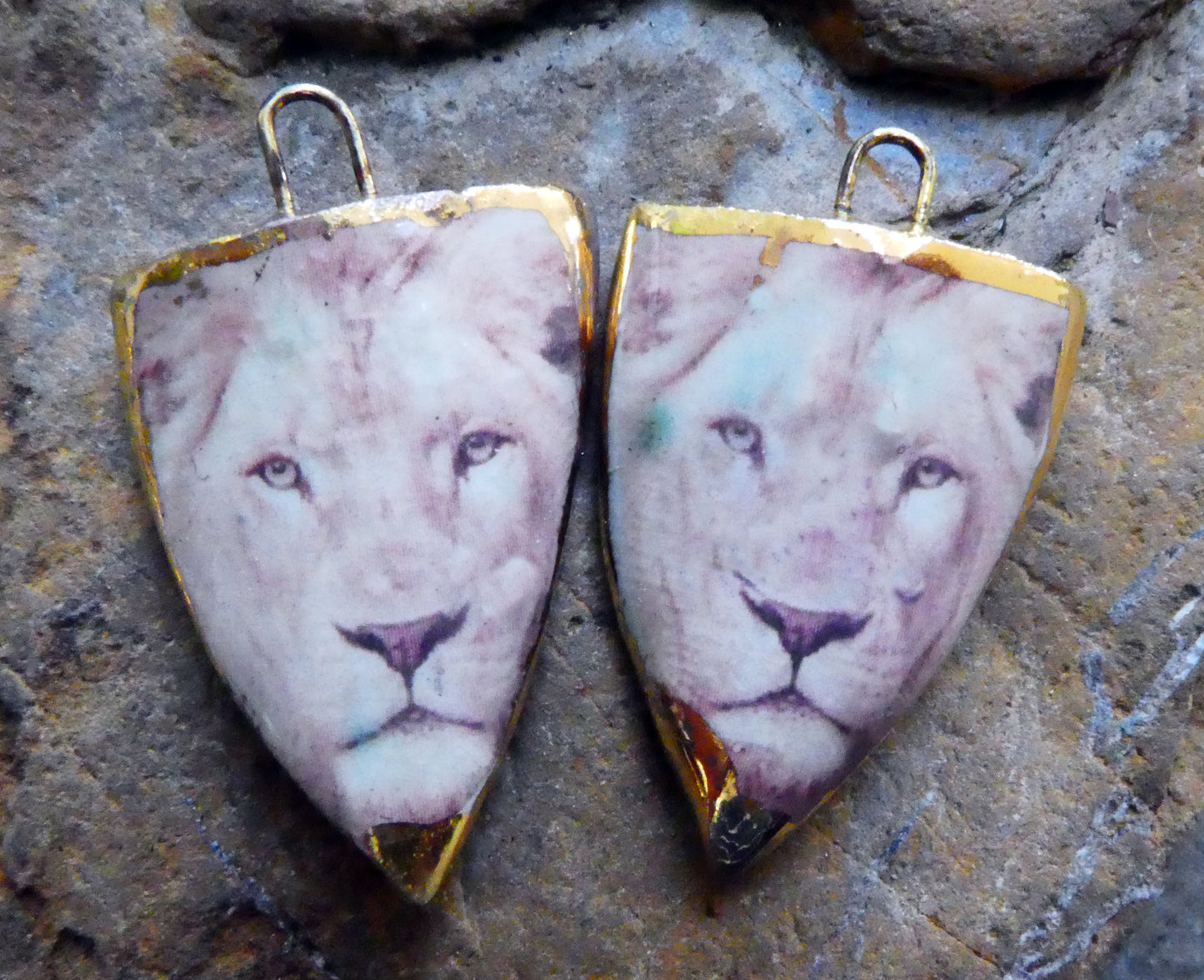 Ceramic Lion Decal Shield Charms #1