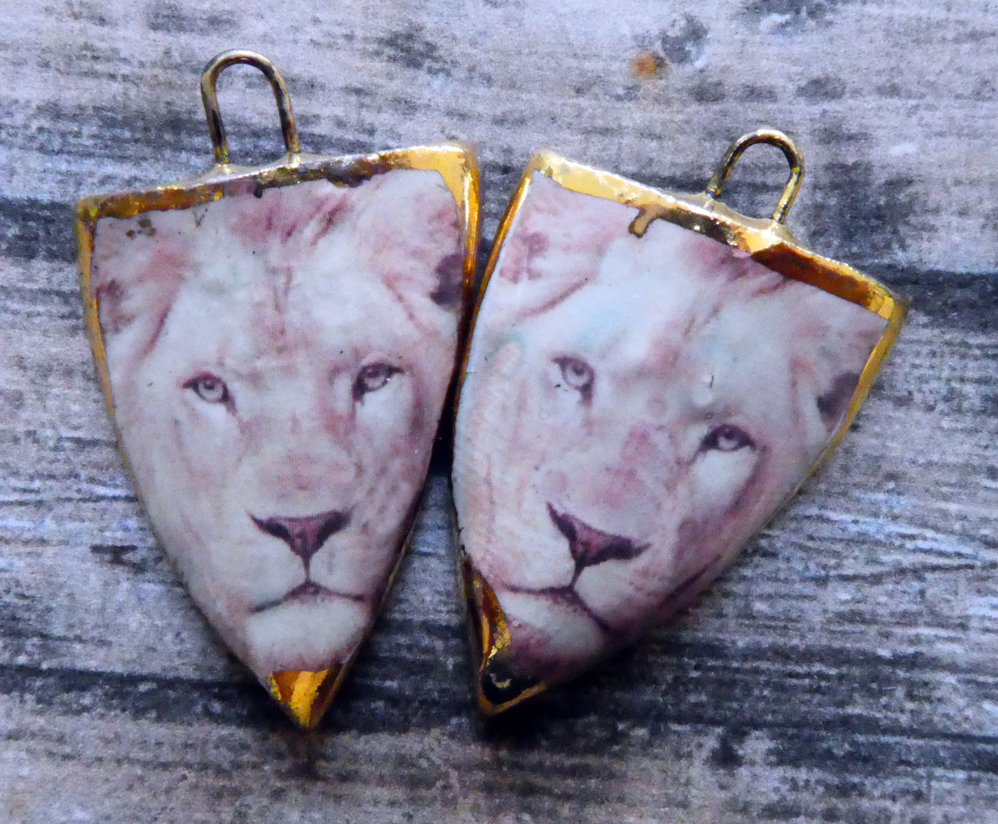 Ceramic Lion Decal Shield Charms #1