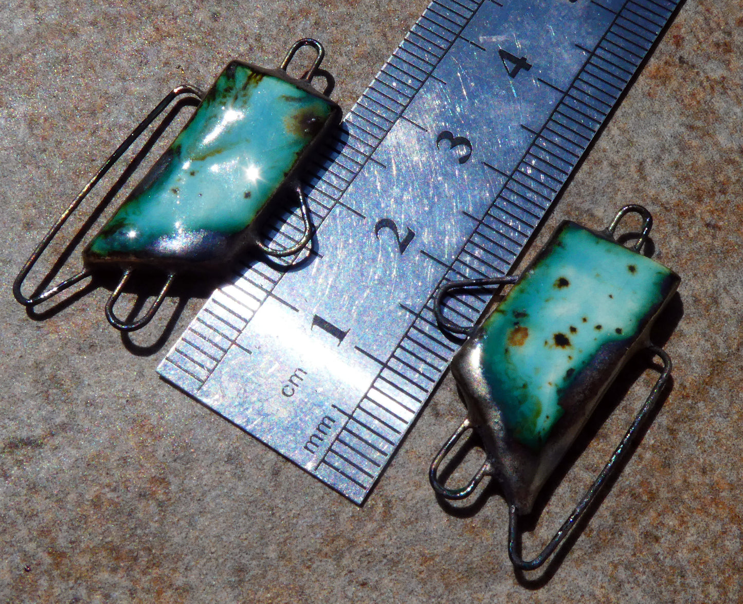 Ceramic Irregular Connectors - Blue Guppy