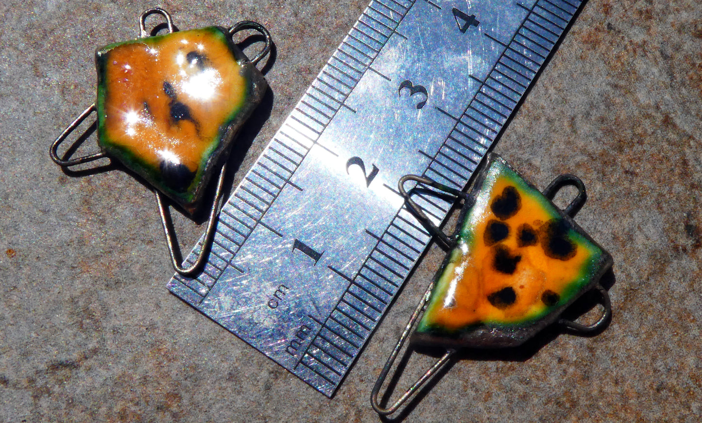Ceramic Irregular Connectors - Papaya