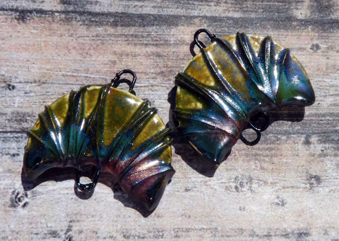 Ceramic Wire Wrapped Crescent Connectors - California