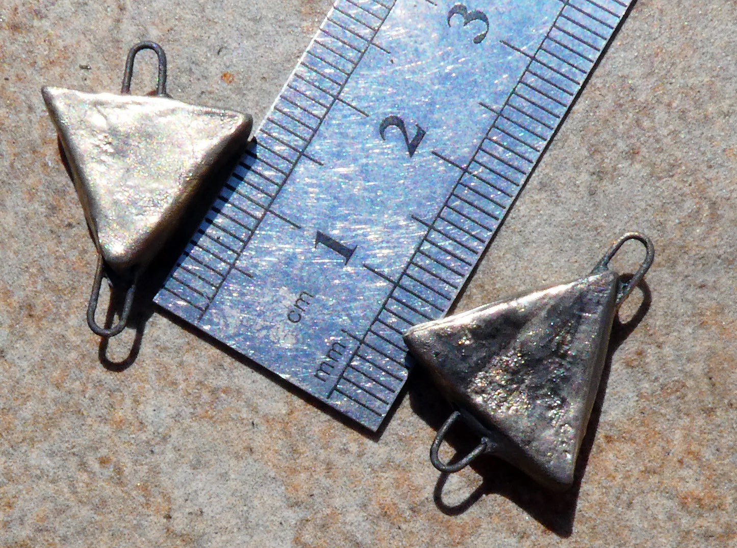 Ceramic Little Indented Triangle Connectors -Oriental Blue