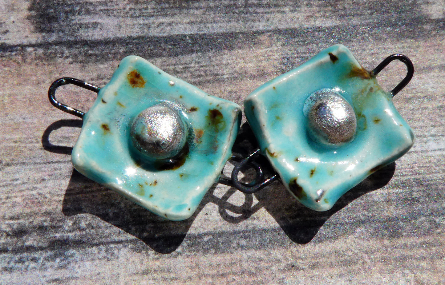 Ceramic Square Connectors- Blue Guppy
