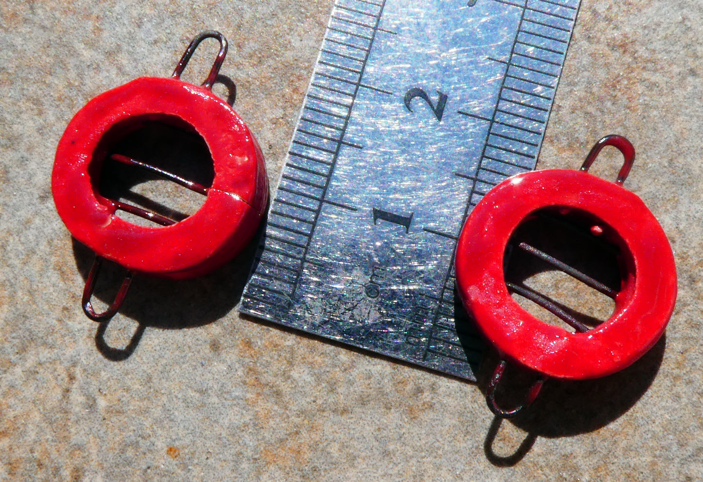Ceramic Circular Wired Connectors - Red