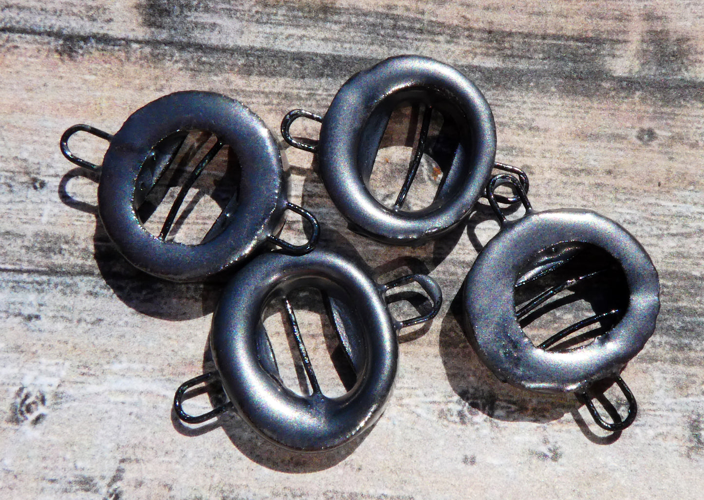 Ceramic Circular Wired Connectors - Pewter