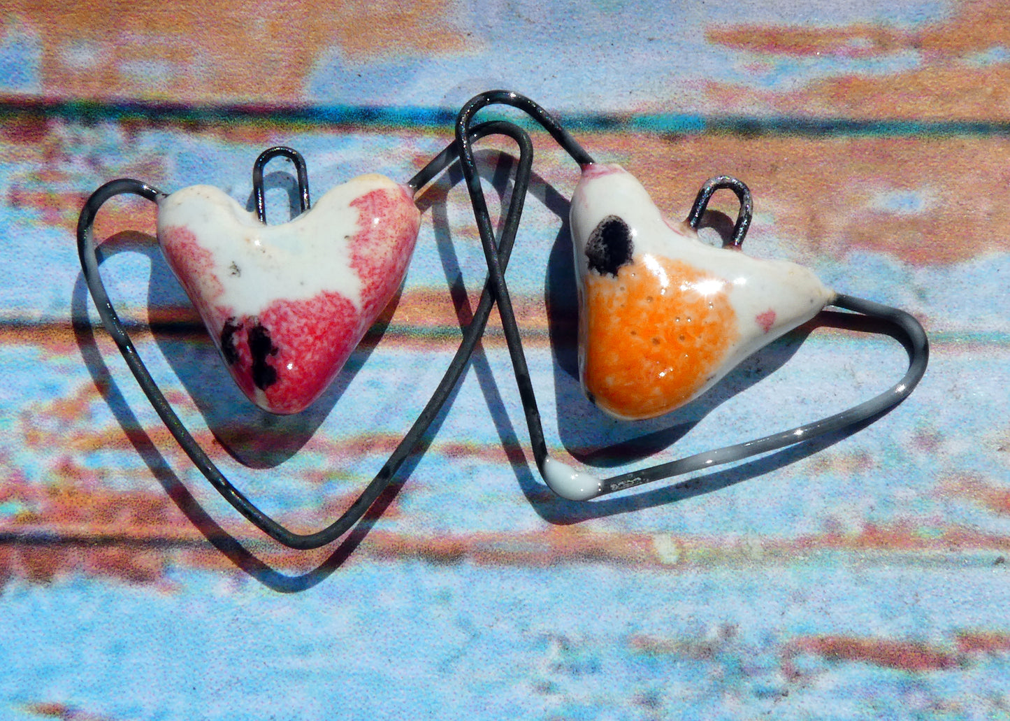 Ceramic Wiry Heart Connectors - Poppy Fields