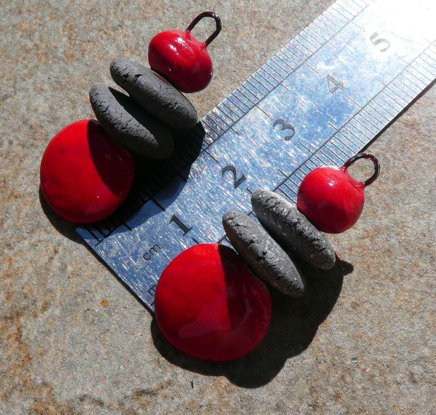 Ceramic Disc Stack Charms - Red