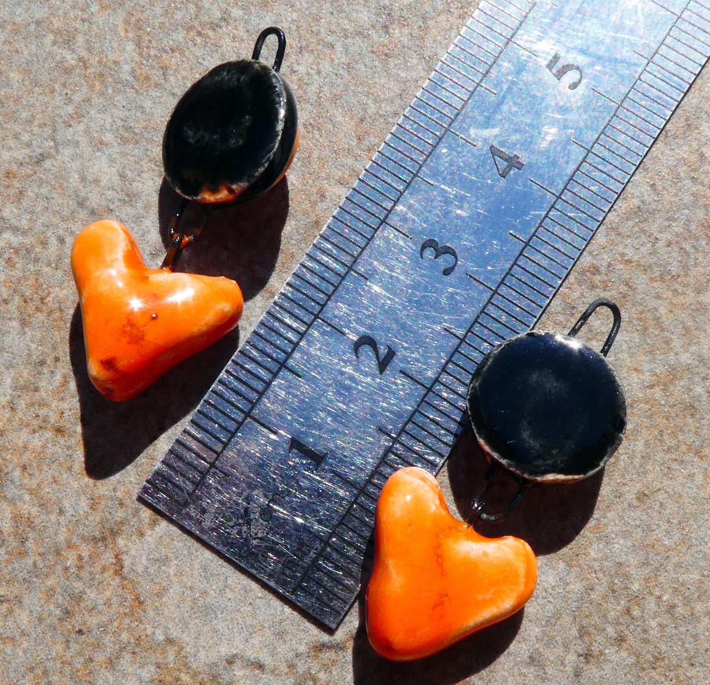 Ceramic Moulded Disc and Heart Dangles - Wildfire