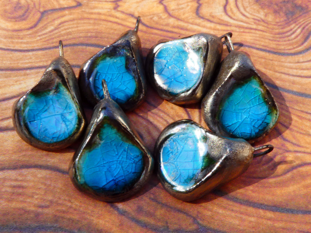 Ceramic Lustrous Shell Belly Charms - Taunton Turquoise