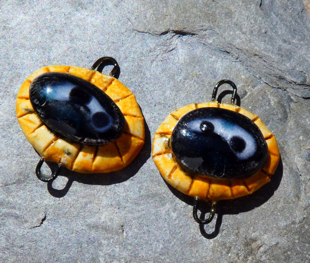 Ceramic Oval Moulded Connectors -#1