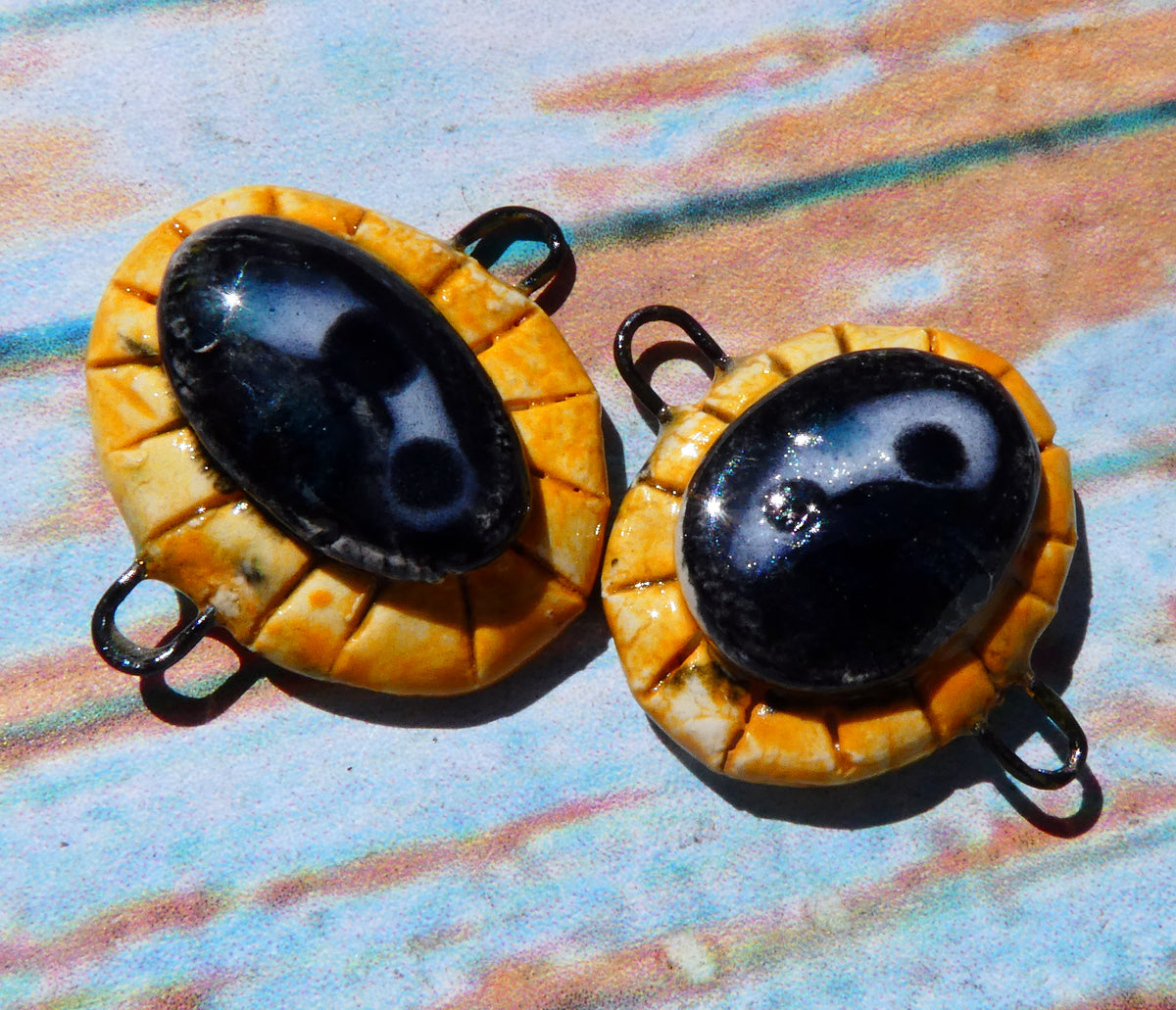 Ceramic Oval Moulded Connectors -#1
