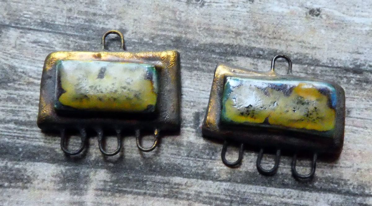 Ceramic Moulded Oblong Three Hoop Connectors -Outer Space