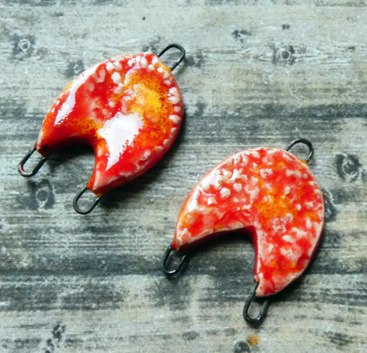 Ceramic Two Hoop Textured Chevron Connectors -Fruit Punch