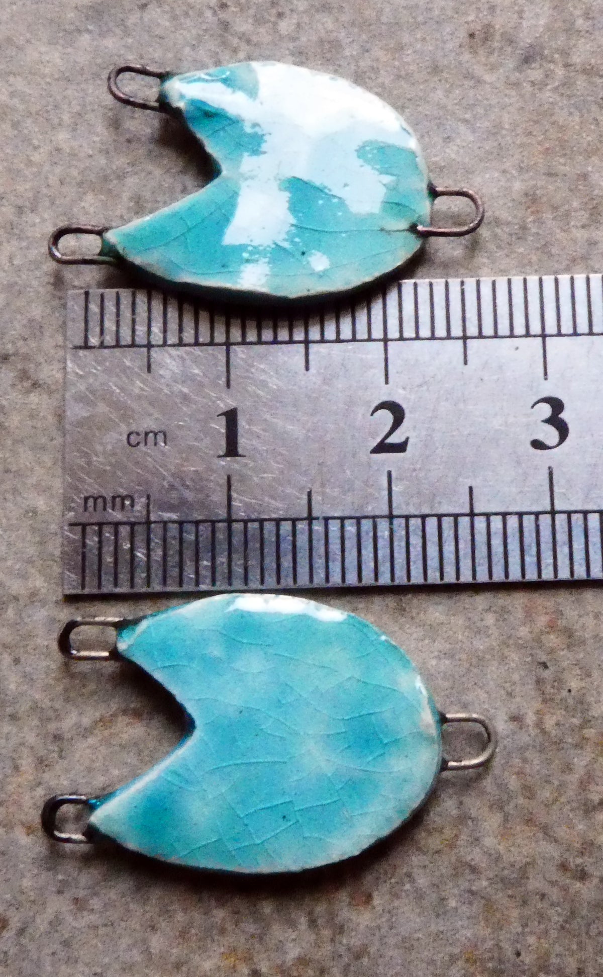 Ceramic Two Hoop Textured Chevron Connectors -Topaz