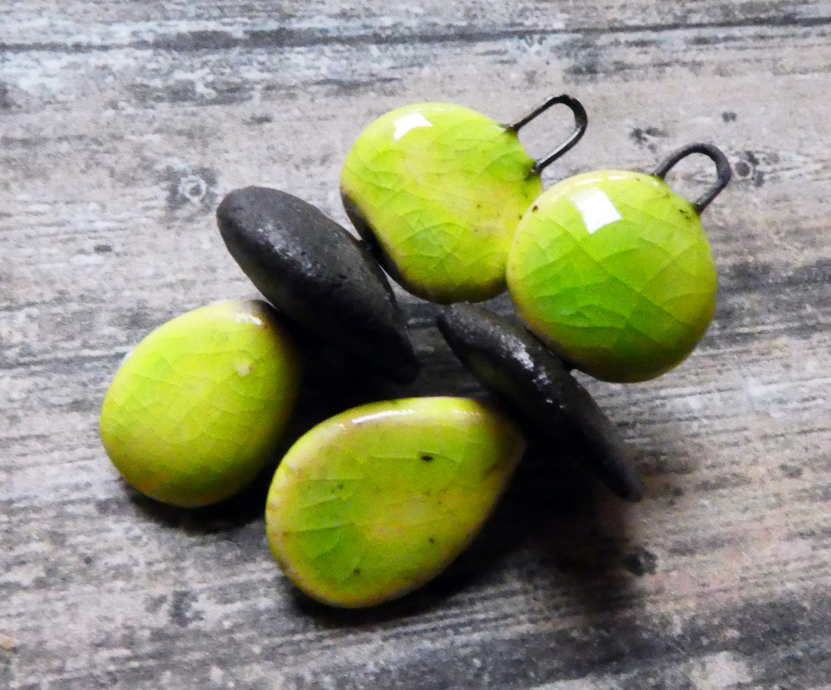 Ceramic Disc Stack Charms - Lime