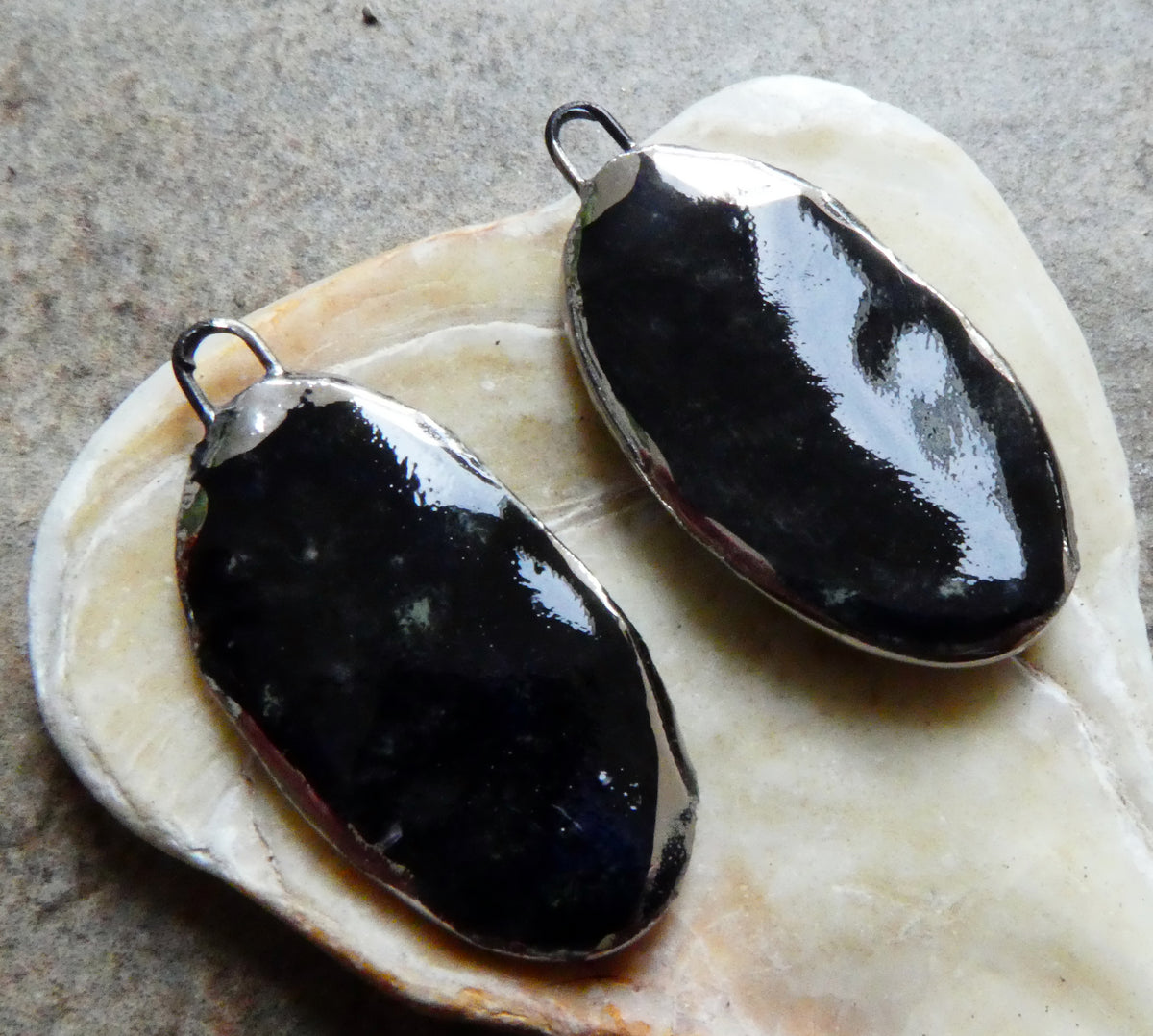 Ceramic Lustre Rimmed Sliver Charms - Constellation