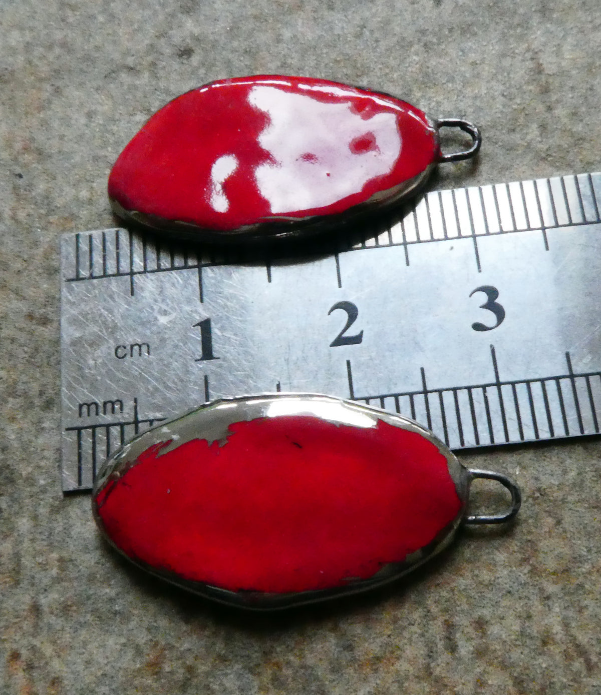 Ceramic Lustre Rimmed Sliver Charms - Red