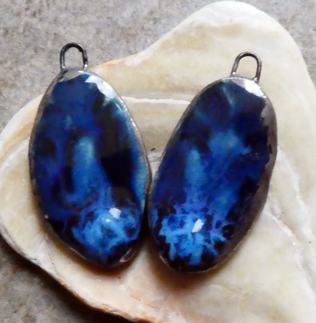 Ceramic Lustre Rimmed Sliver Charms - Waterfall