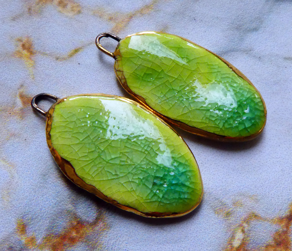Ceramic Lustre Rimmed Sliver Charms - Lime