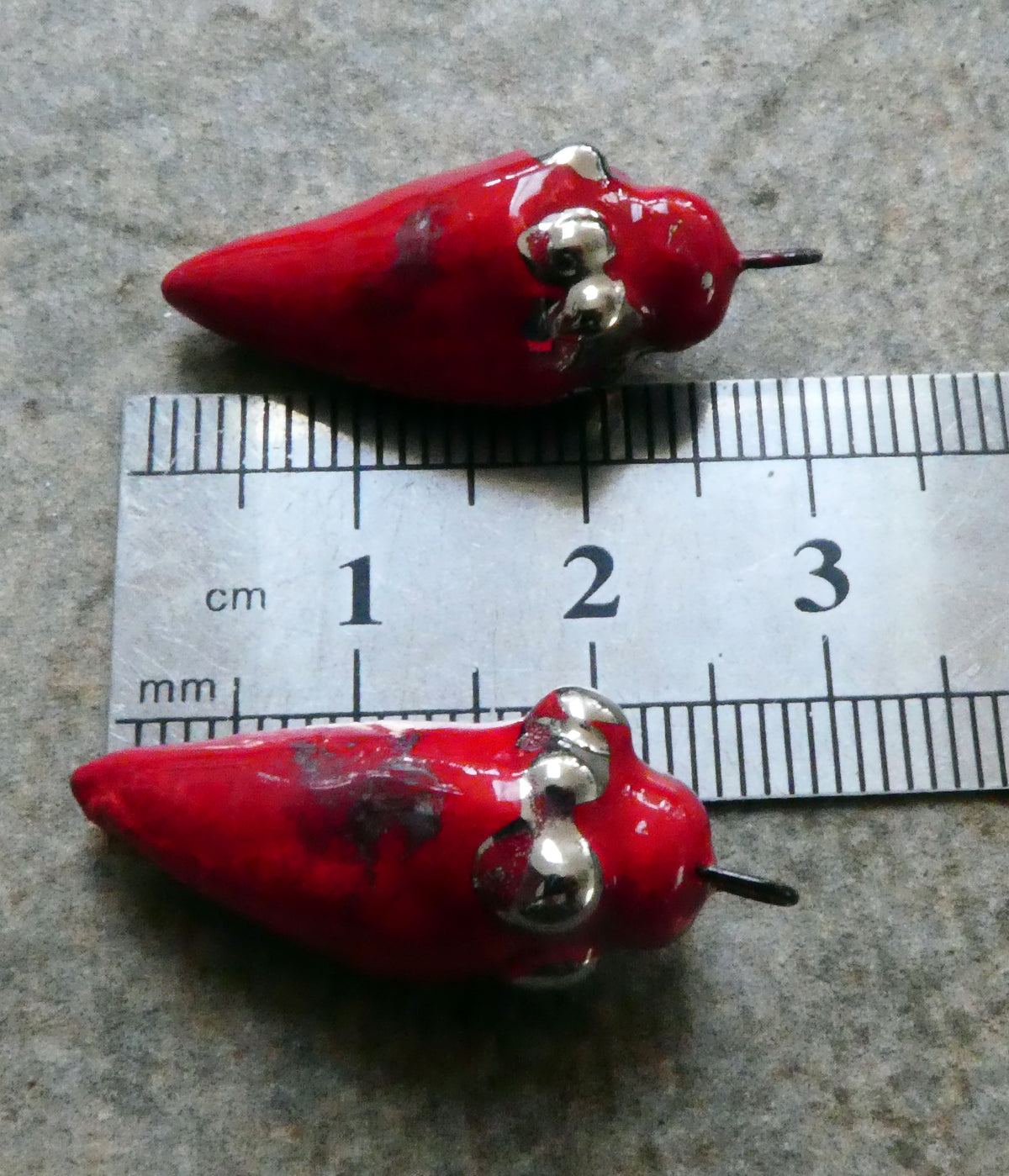 Ceramic Lustre Specked Pointy Charms - Red