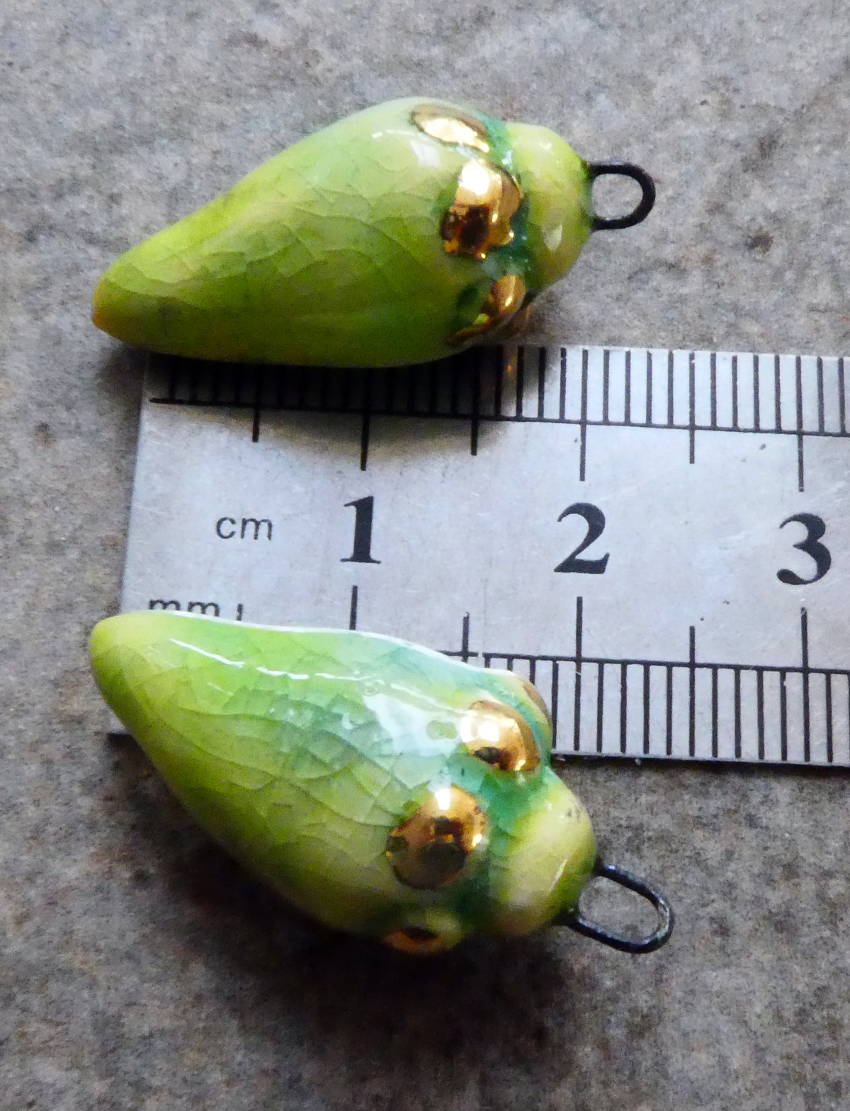 Ceramic Lustre Specked Pointy Charms - Lime
