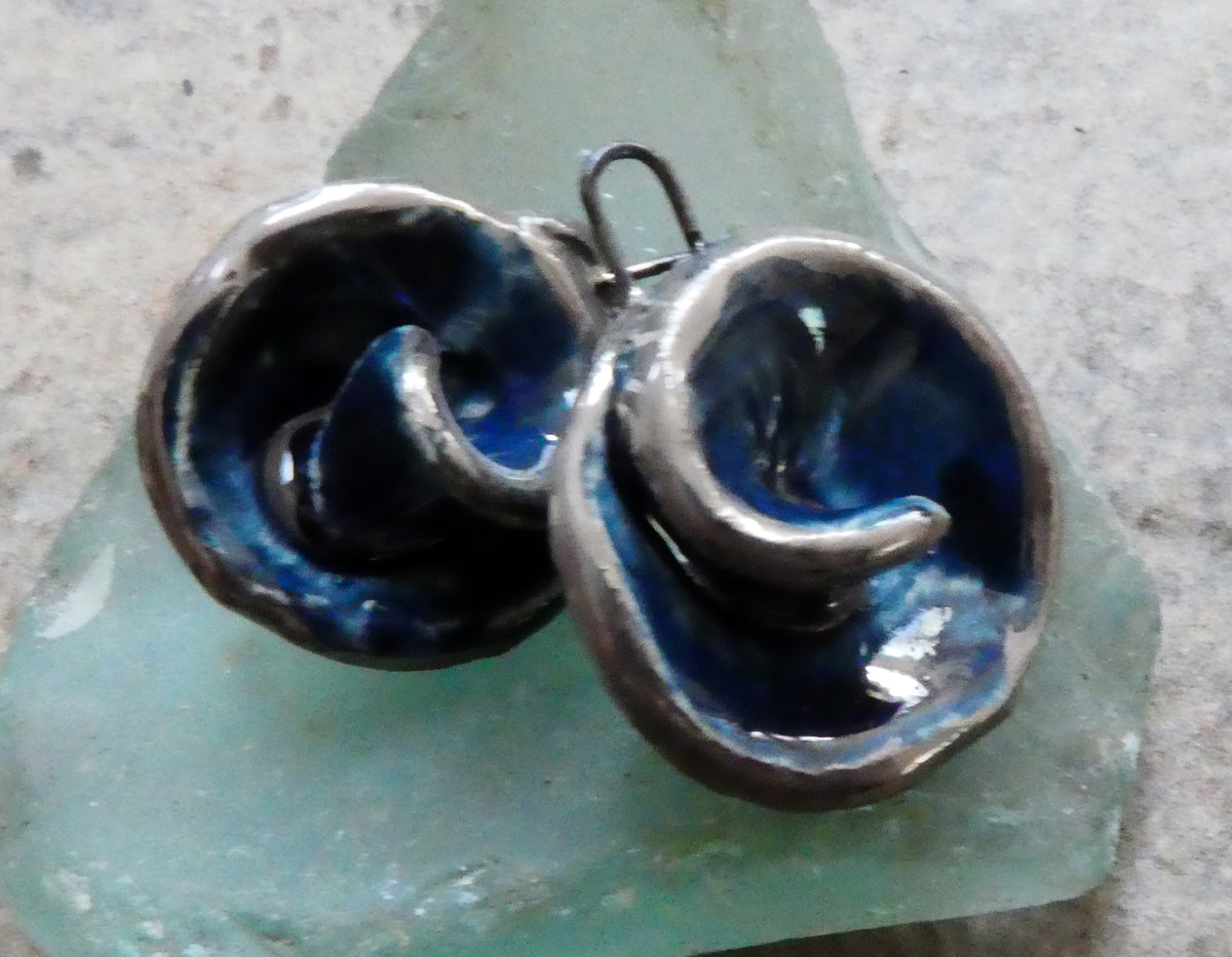 Ceramic Lustre Rimmed Coiled Charms - Waterfall