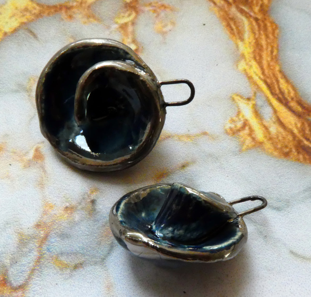Ceramic Lustre Rimmed Coiled Charms - Waterfall