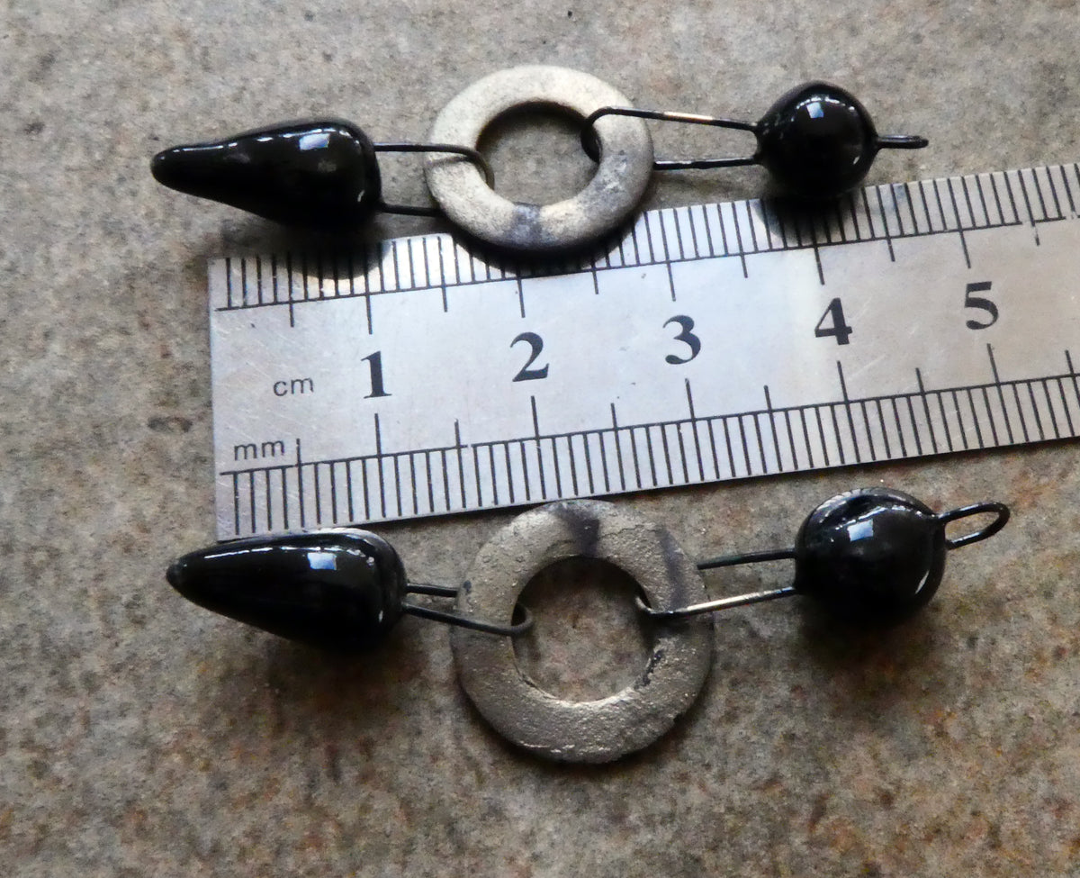Ceramic Grungy Hoopy Dangles - Black