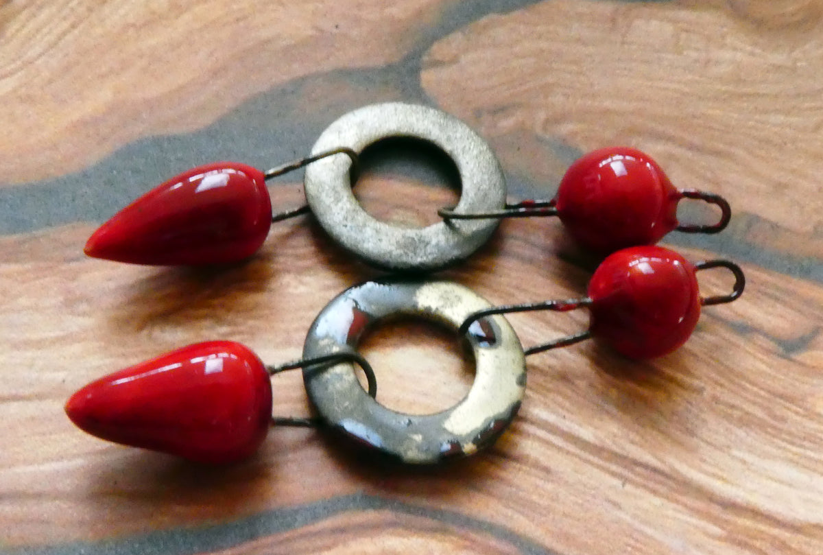 Ceramic Grungy Hoopy Dangles - Red