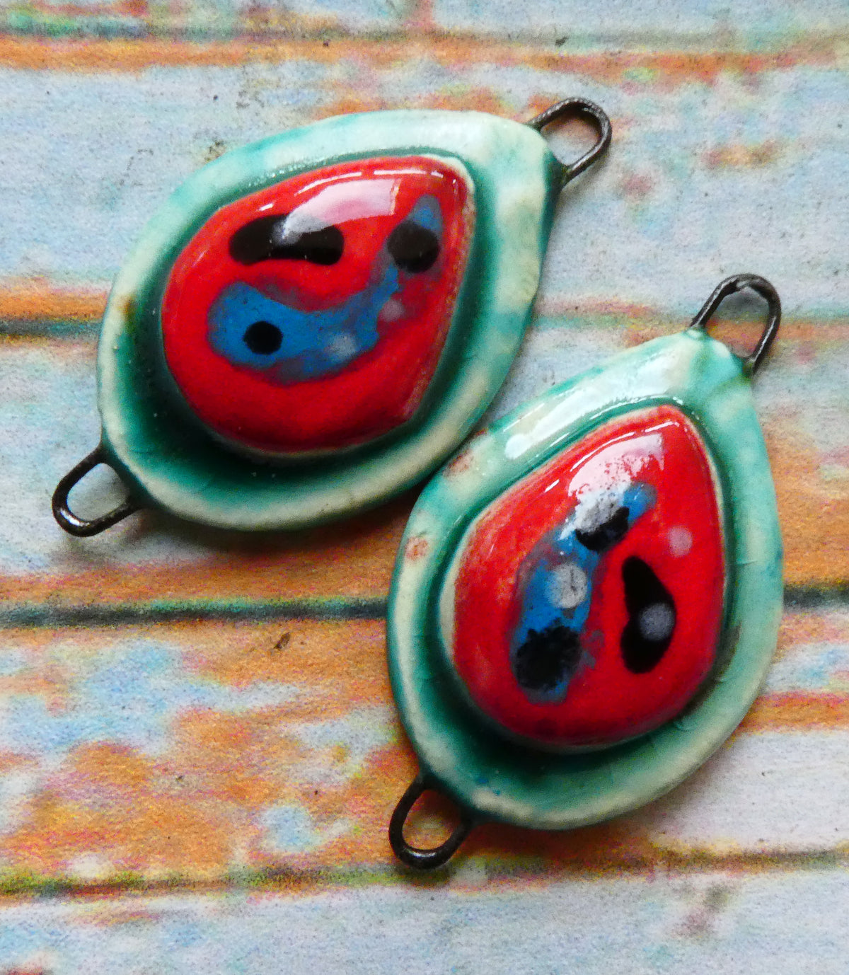 Ceramic Teardrop Moulded Connectors -#1