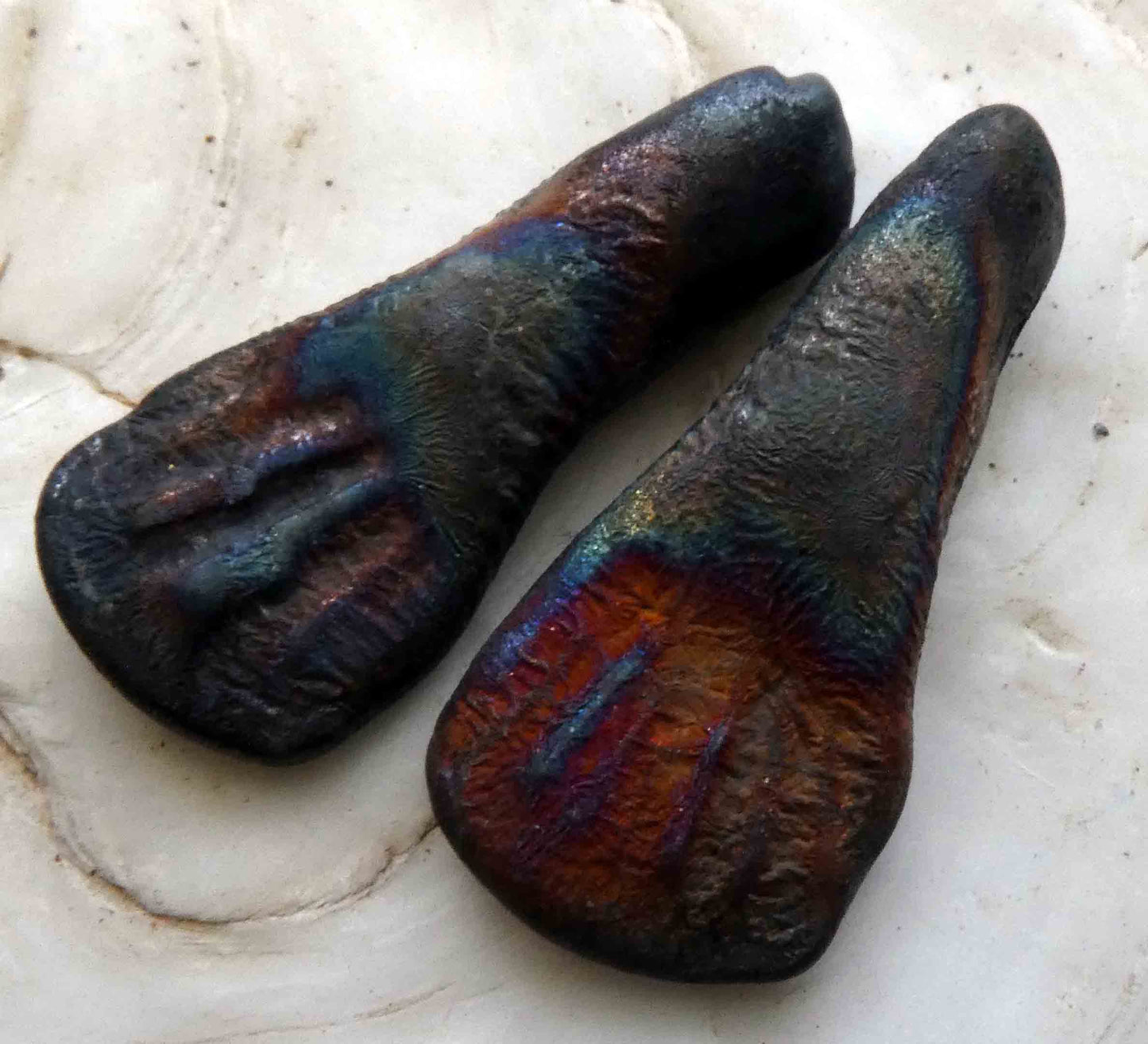 Ceramic Flipper Beads -Scorched