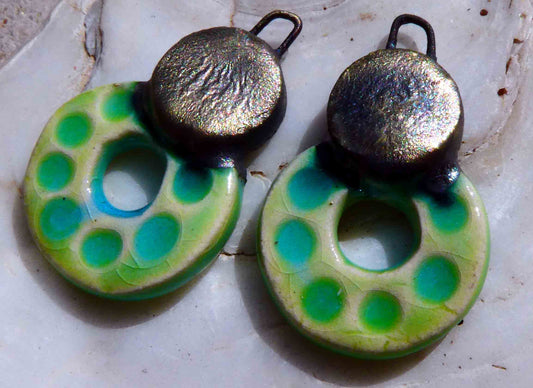 Ceramic Textured Hoop Connectors - Lime